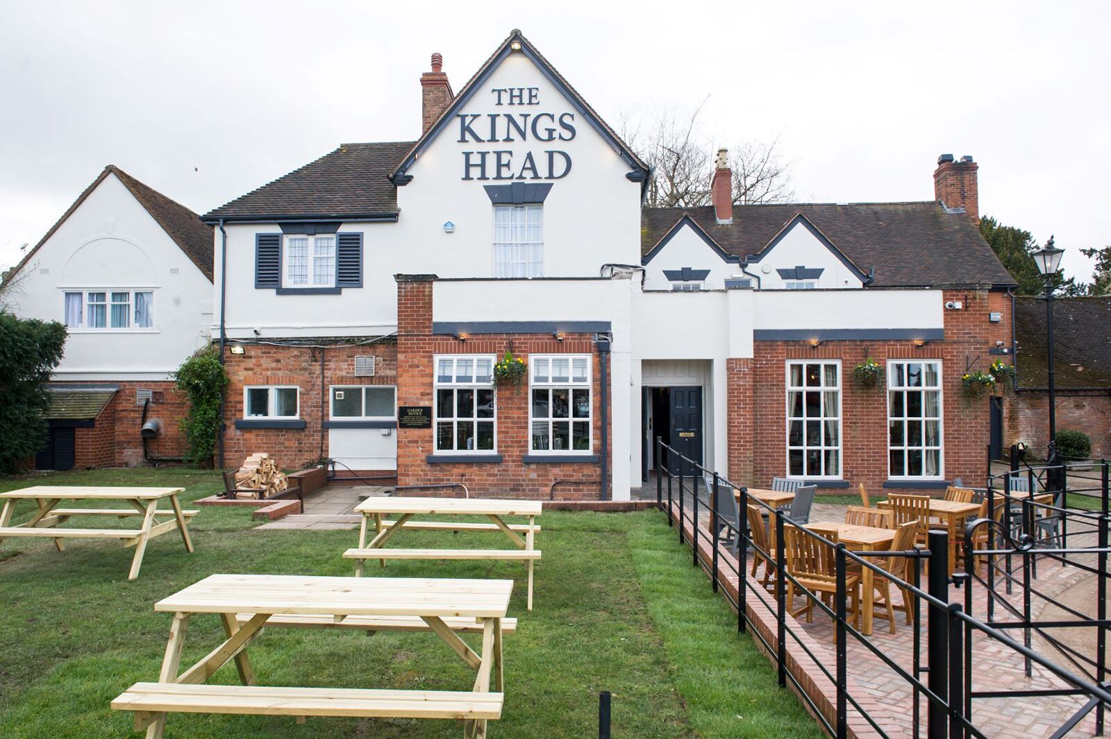 A photo of The Kings Head exterior 