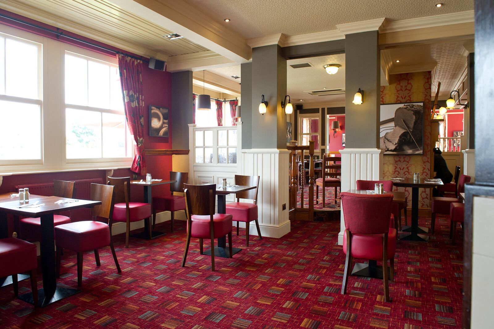 Photograph of interior of Toby Carvery Old Windsor